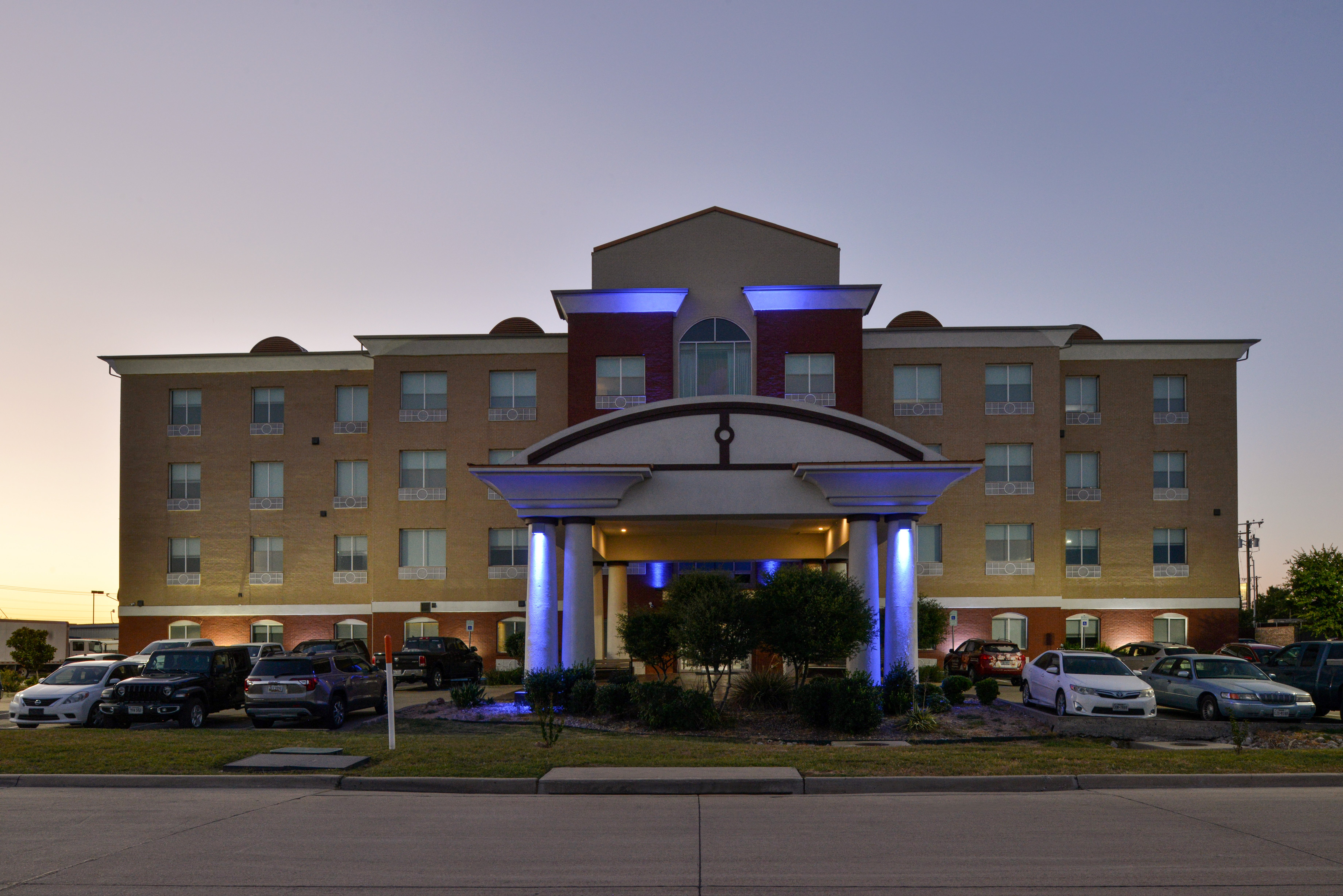 holiday inn express hotel and suites royse city by ihg