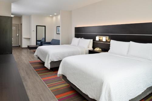 holiday inn express hotel and suites royse city by ihg