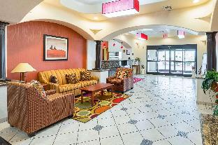 Clarion Inn & Suites Weatherford South,Weatherford>>Parker,3 star