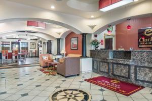 Clarion Inn & Suites Weatherford South,Weatherford>>Parker,3 star