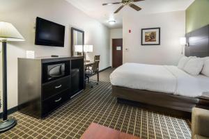 clarion inn and suites weatherford south