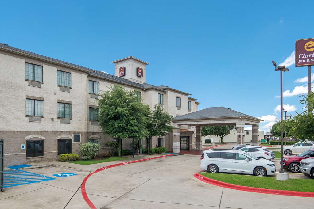 clarion inn and suites weatherford south