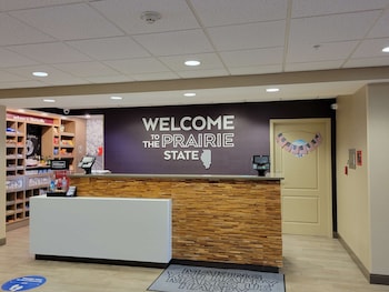 hampton inn and suites chicago libertyville