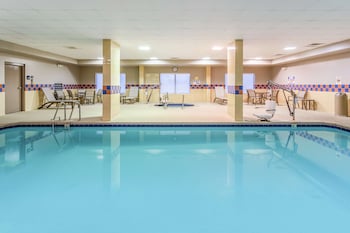 hampton inn and suites chicago libertyville