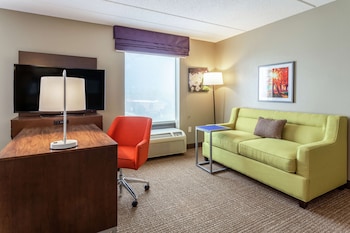 hampton inn and suites chicago libertyville