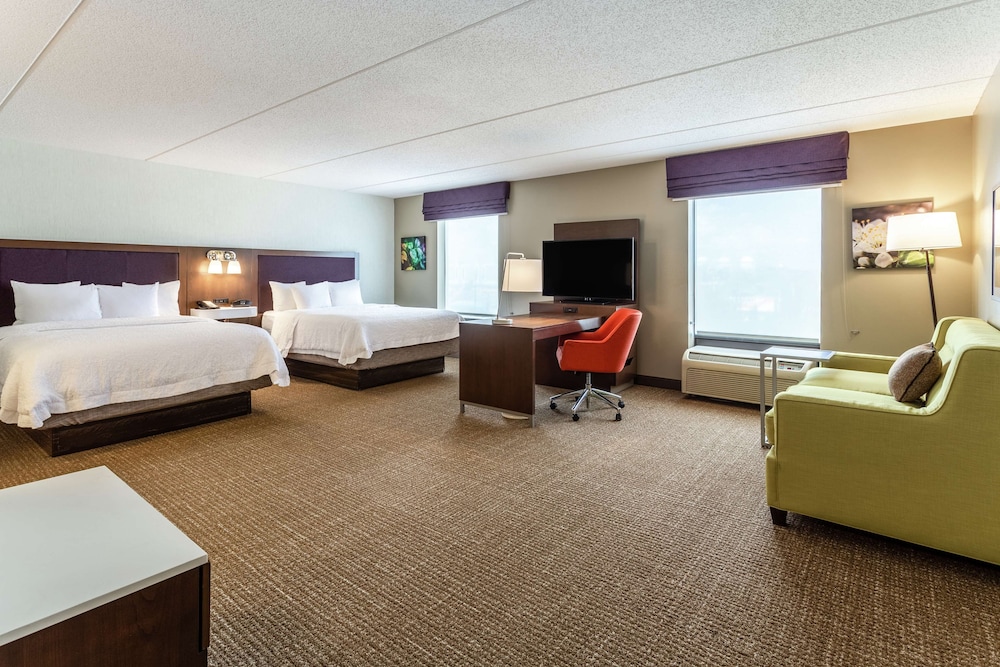 hampton inn and suites chicago libertyville