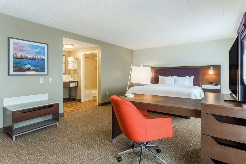 hampton inn and suites chicago libertyville