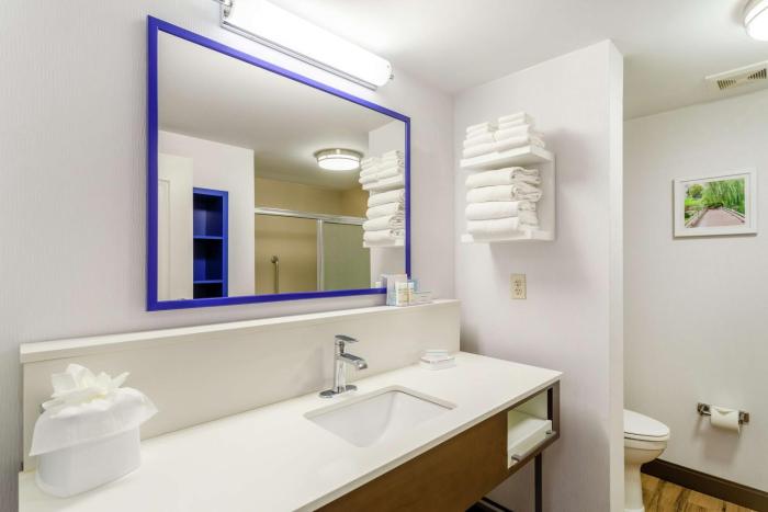 hampton inn and suites chicago libertyville