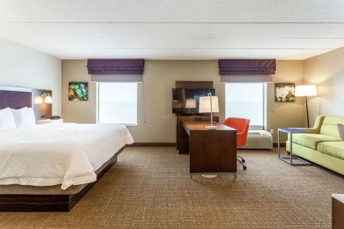 hampton inn and suites chicago libertyville