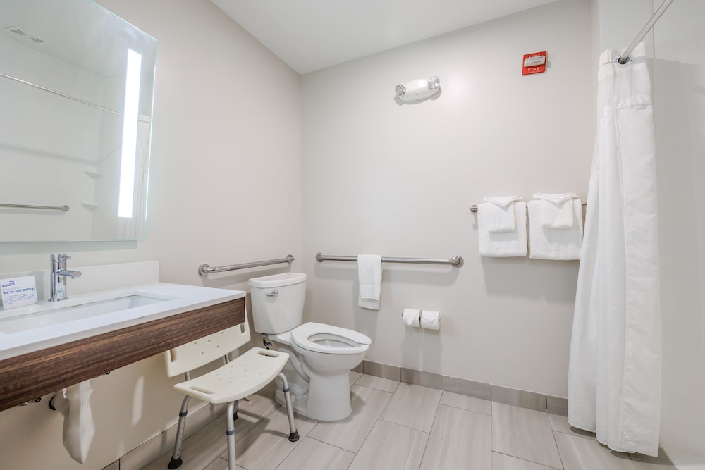 holiday inn express and suites zion by ihg