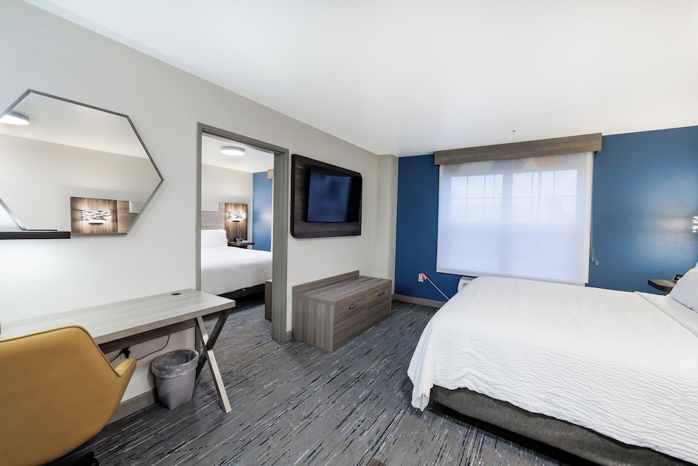 holiday inn express and suites zion by ihg