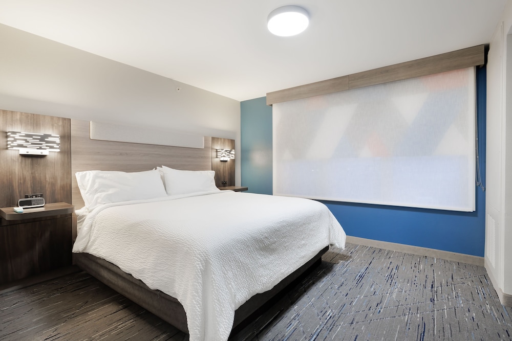 holiday inn express and suites zion by ihg