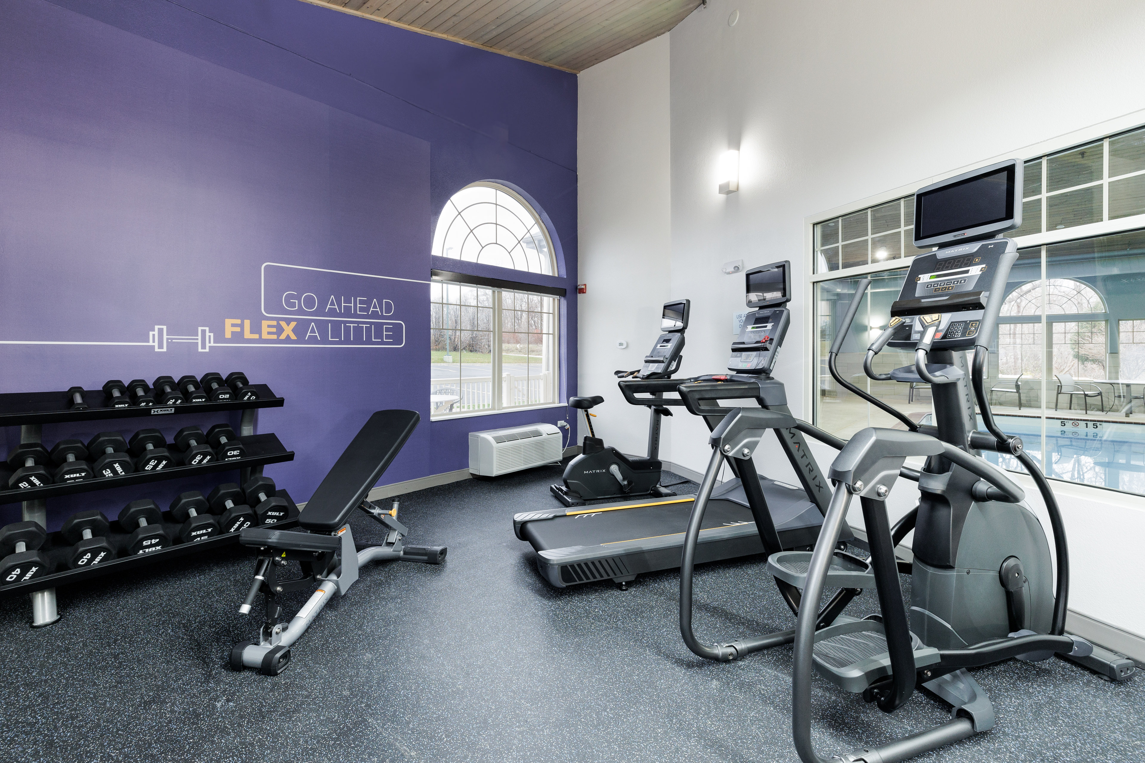 holiday inn express and suites zion by ihg