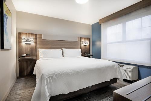 holiday inn express and suites zion by ihg