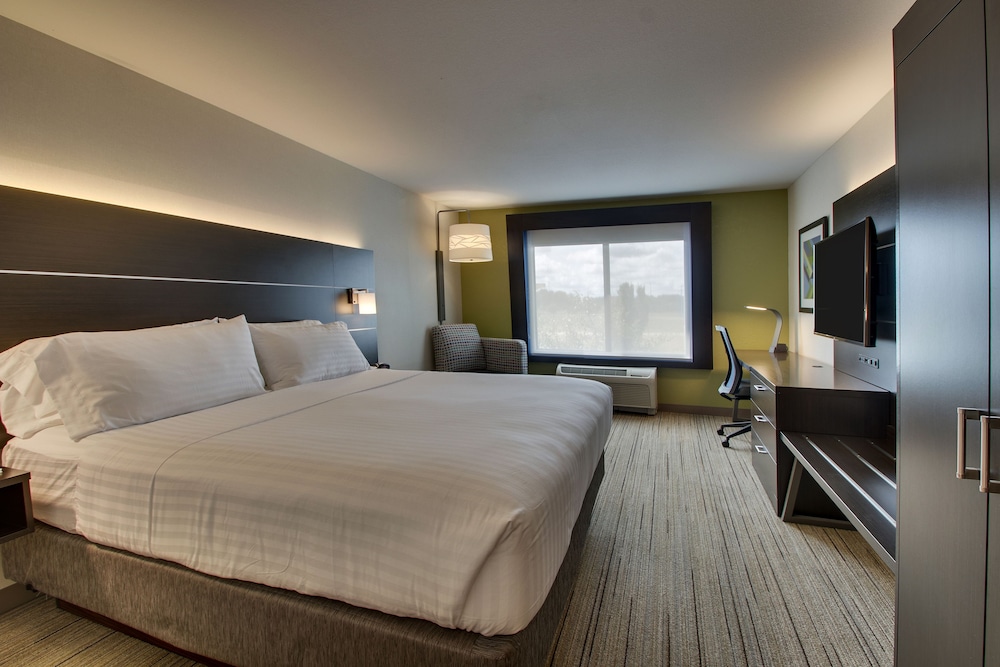 holiday inn express and suites morris by ihg