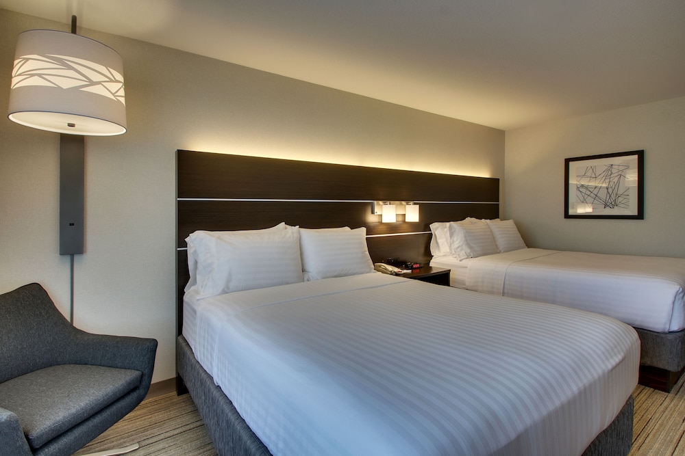 holiday inn express and suites morris by ihg