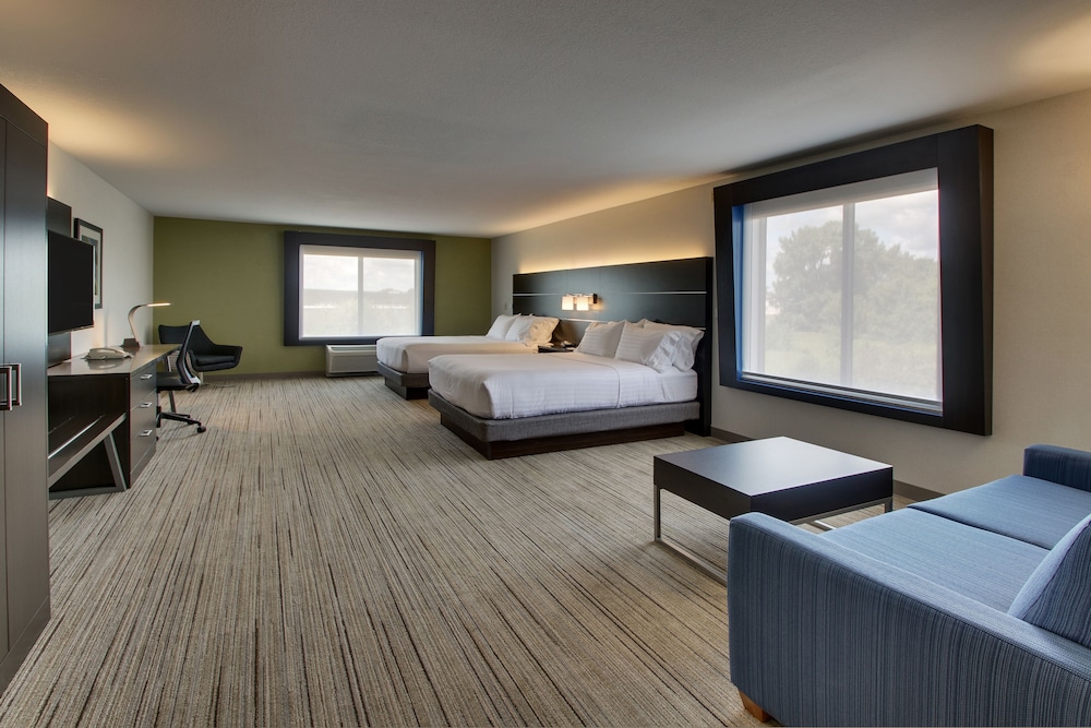 holiday inn express and suites morris by ihg