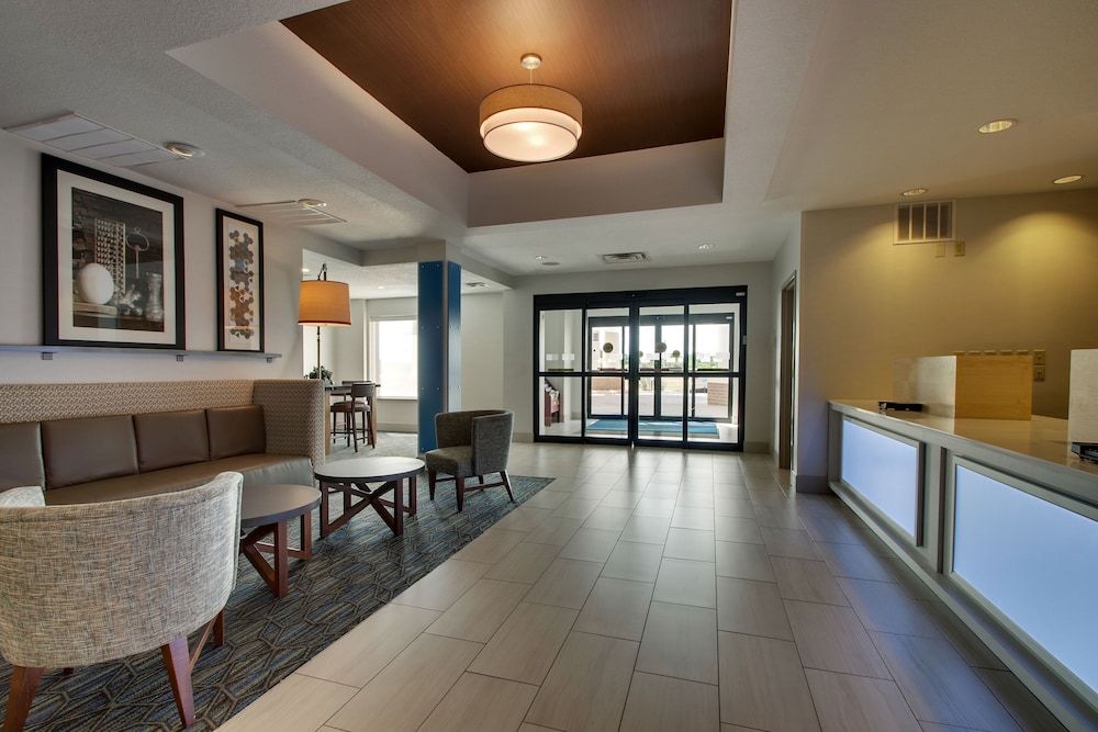 holiday inn express and suites morris by ihg