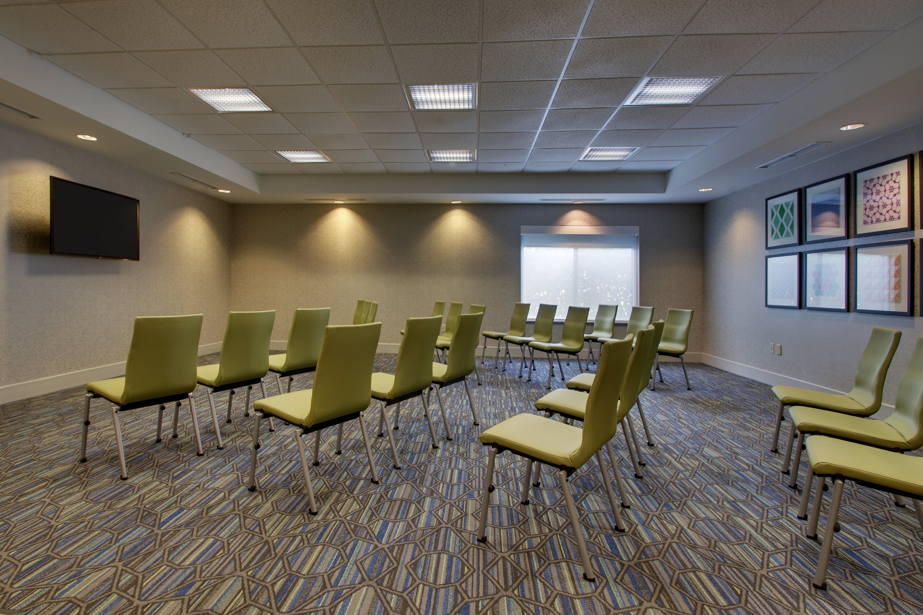 holiday inn express and suites morris by ihg