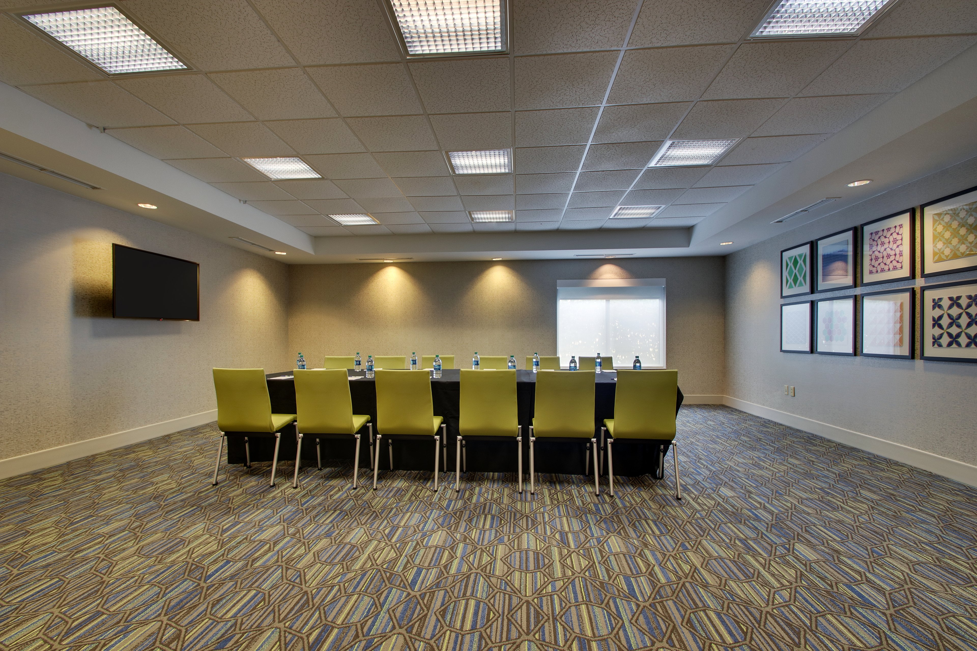 holiday inn express and suites morris by ihg