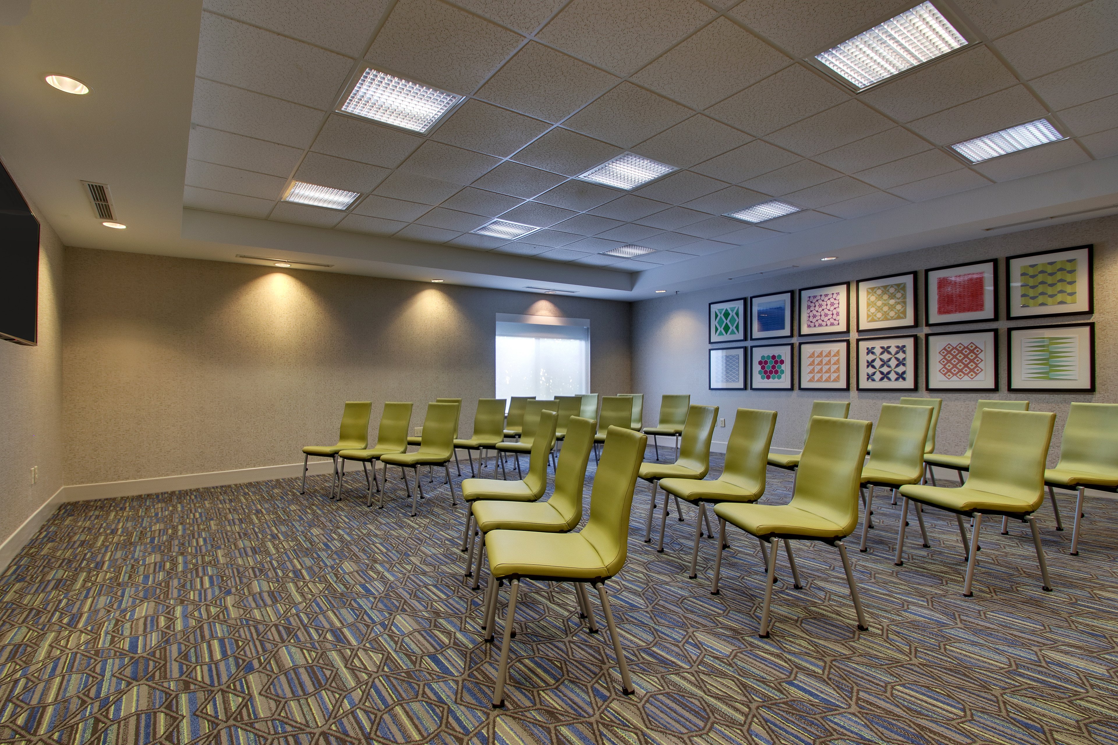 holiday inn express and suites morris by ihg
