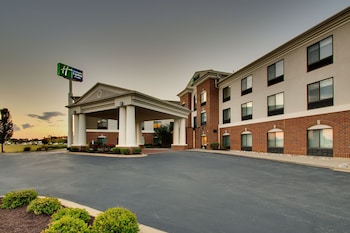 holiday inn express and suites morris by ihg