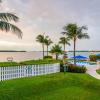 islander bayside villas and boatslips