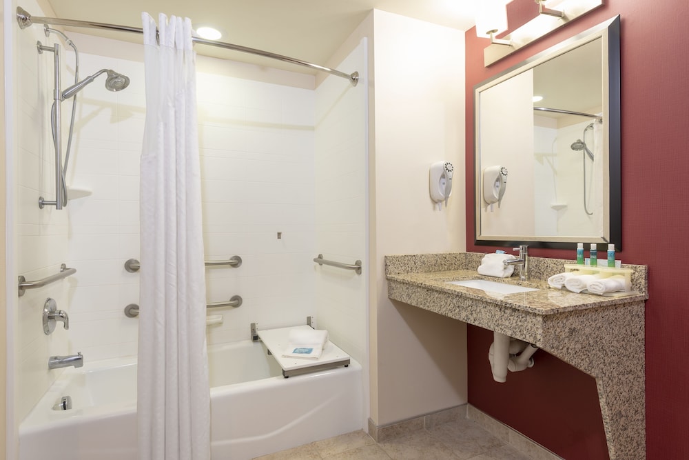holiday inn express hotel and suites new philadelphia by ihg