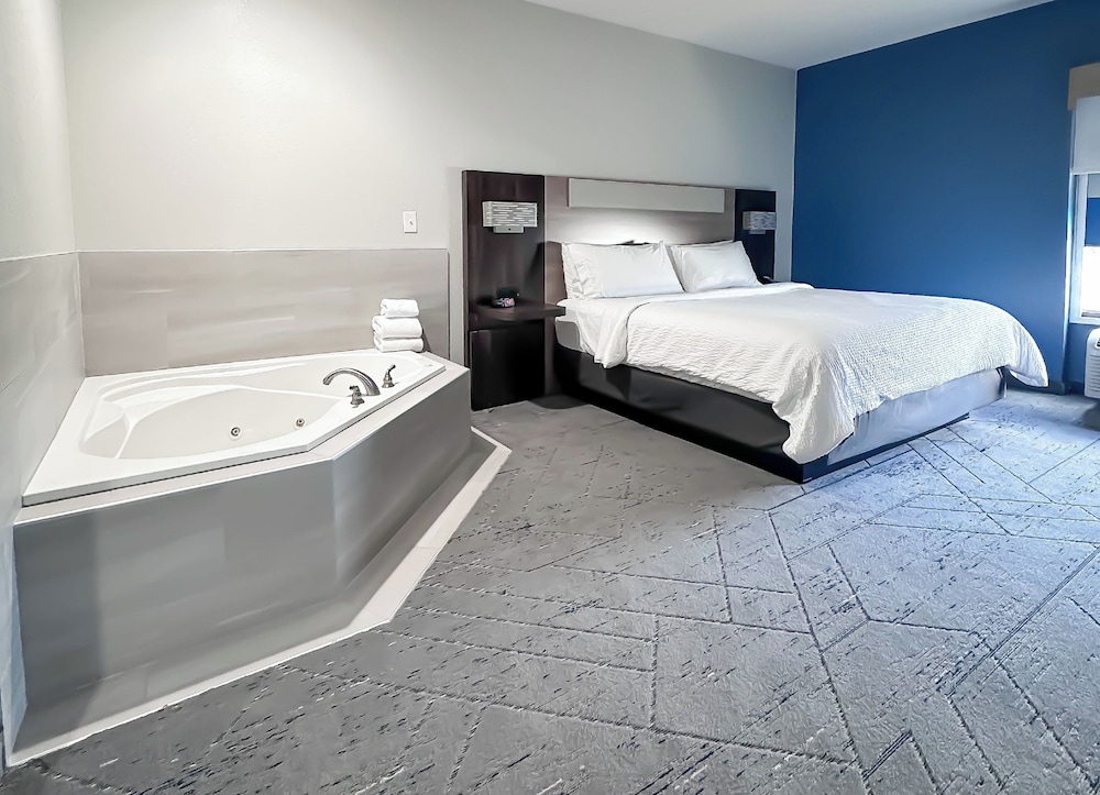 holiday inn express hotel and suites new philadelphia by ihg