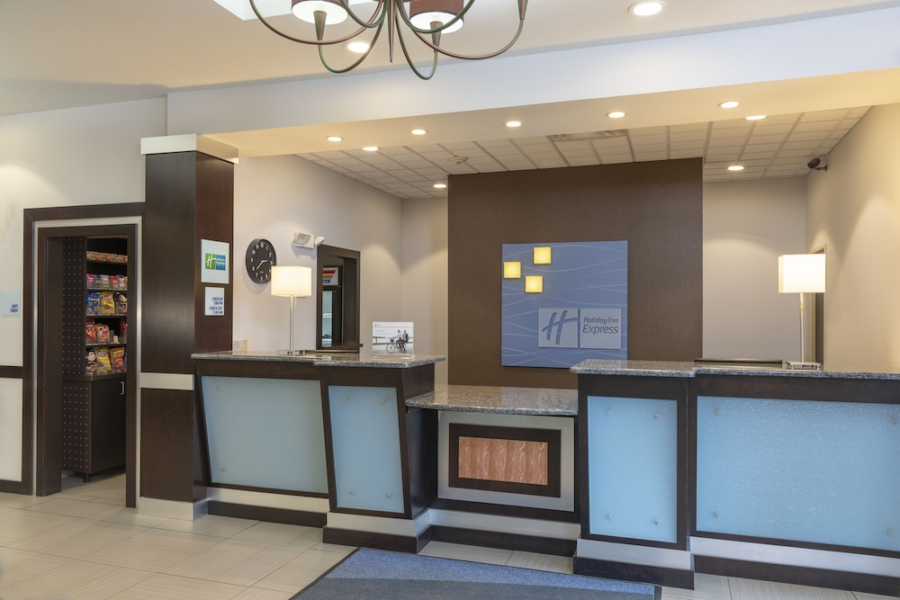 holiday inn express hotel and suites new philadelphia by ihg