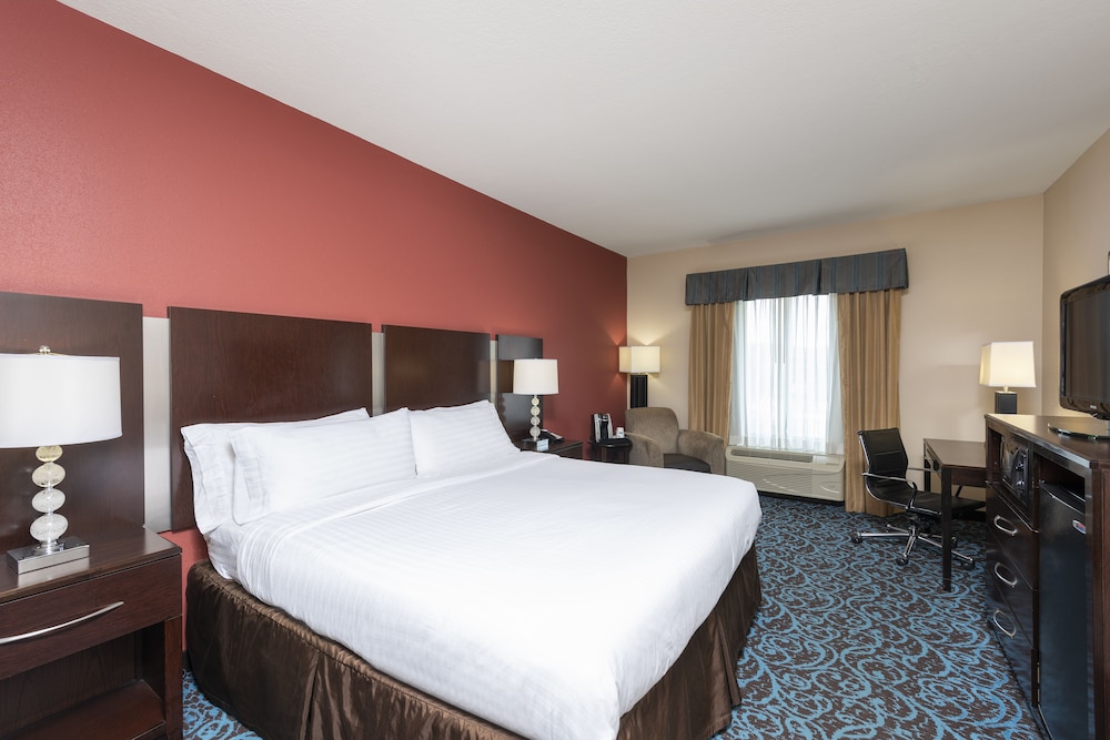 holiday inn express hotel and suites new philadelphia by ihg