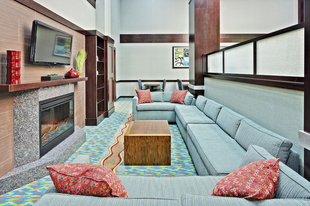 holiday inn express hotel and suites new philadelphia by ihg