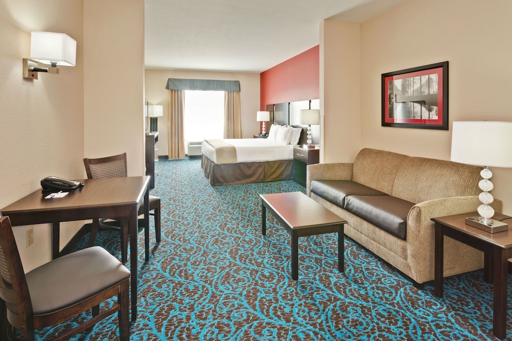 holiday inn express hotel and suites new philadelphia by ihg