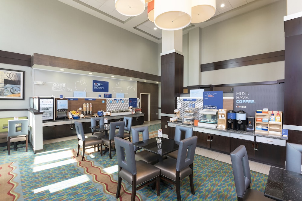 holiday inn express hotel and suites new philadelphia by ihg
