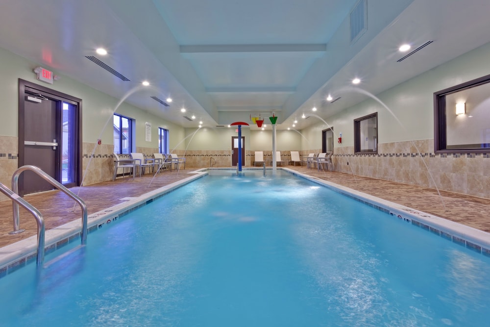 holiday inn express hotel and suites new philadelphia by ihg