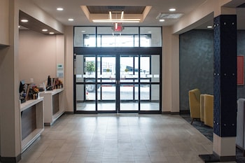 holiday inn express hotel and suites new philadelphia by ihg