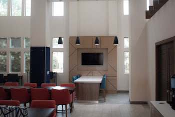 holiday inn express hotel and suites new philadelphia by ihg