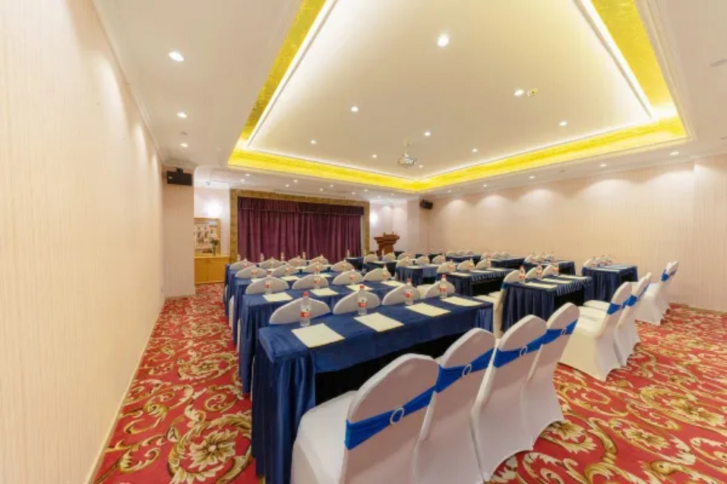 vienna hotel guangdong songshanhu dalang textile center