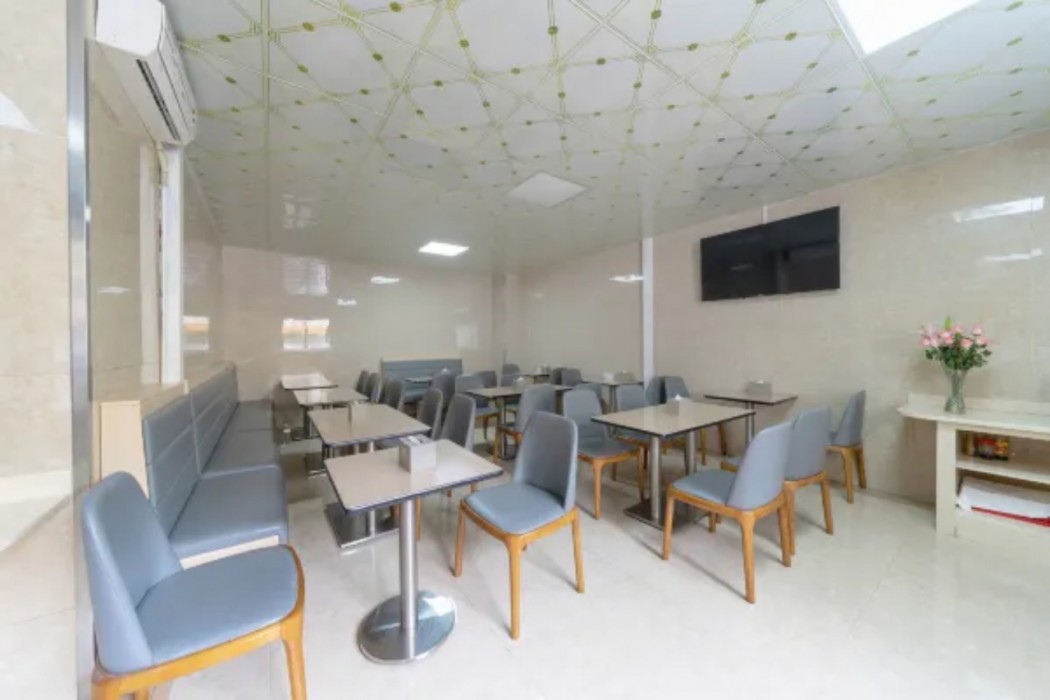 vienna hotel guangdong songshanhu dalang textile center