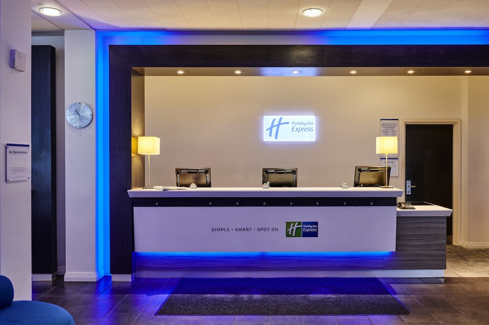 holiday inn express manchester city centre arena by ihg