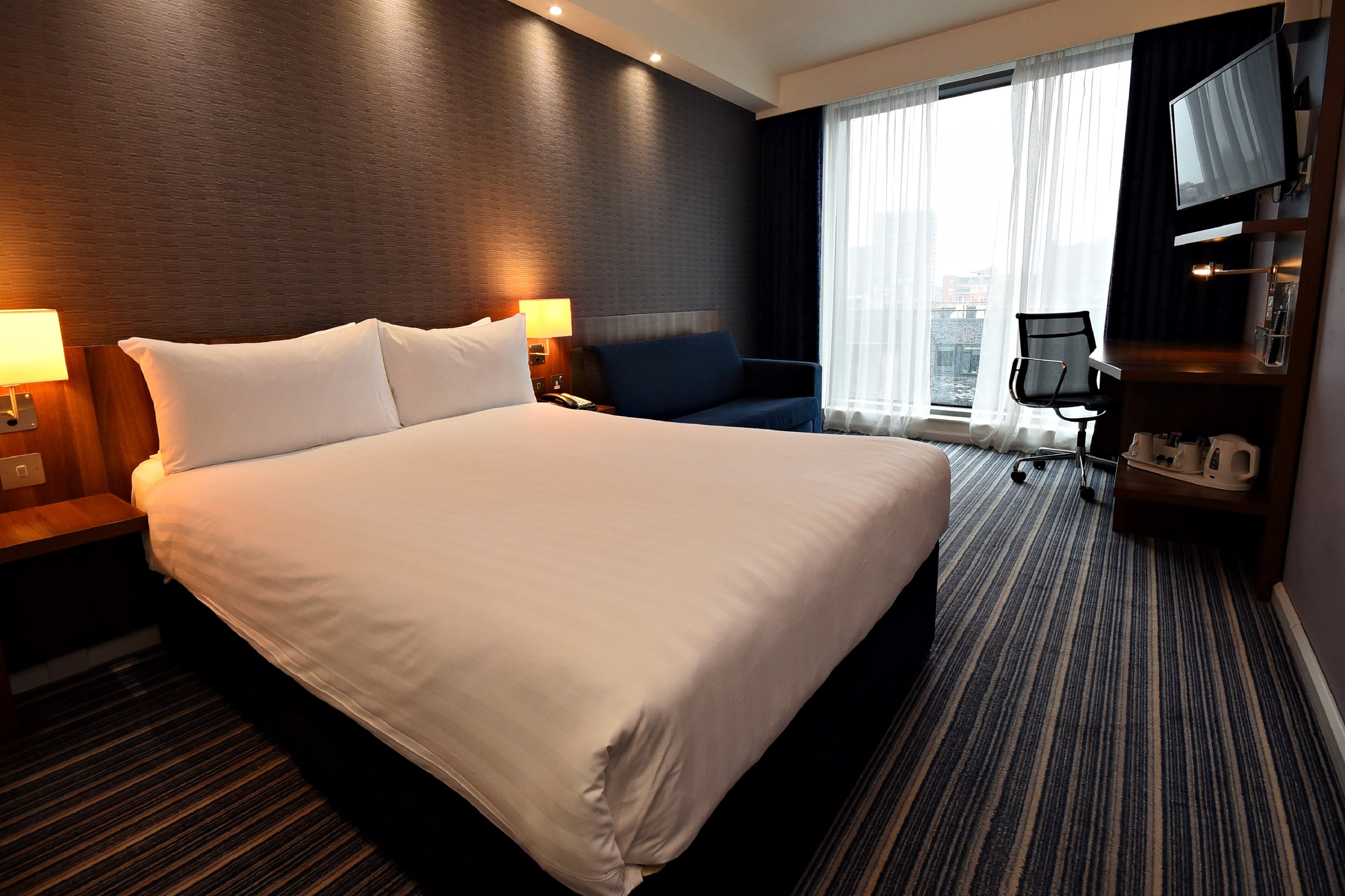 holiday inn express manchester city centre arena by ihg