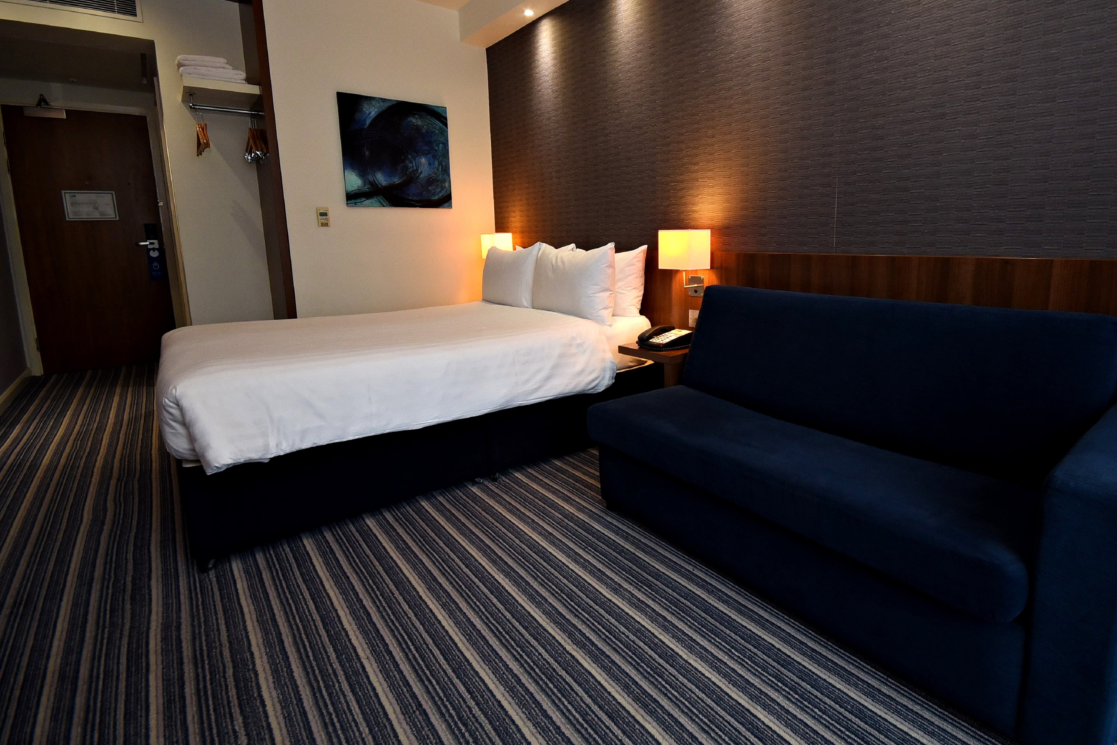 holiday inn express manchester city centre arena by ihg