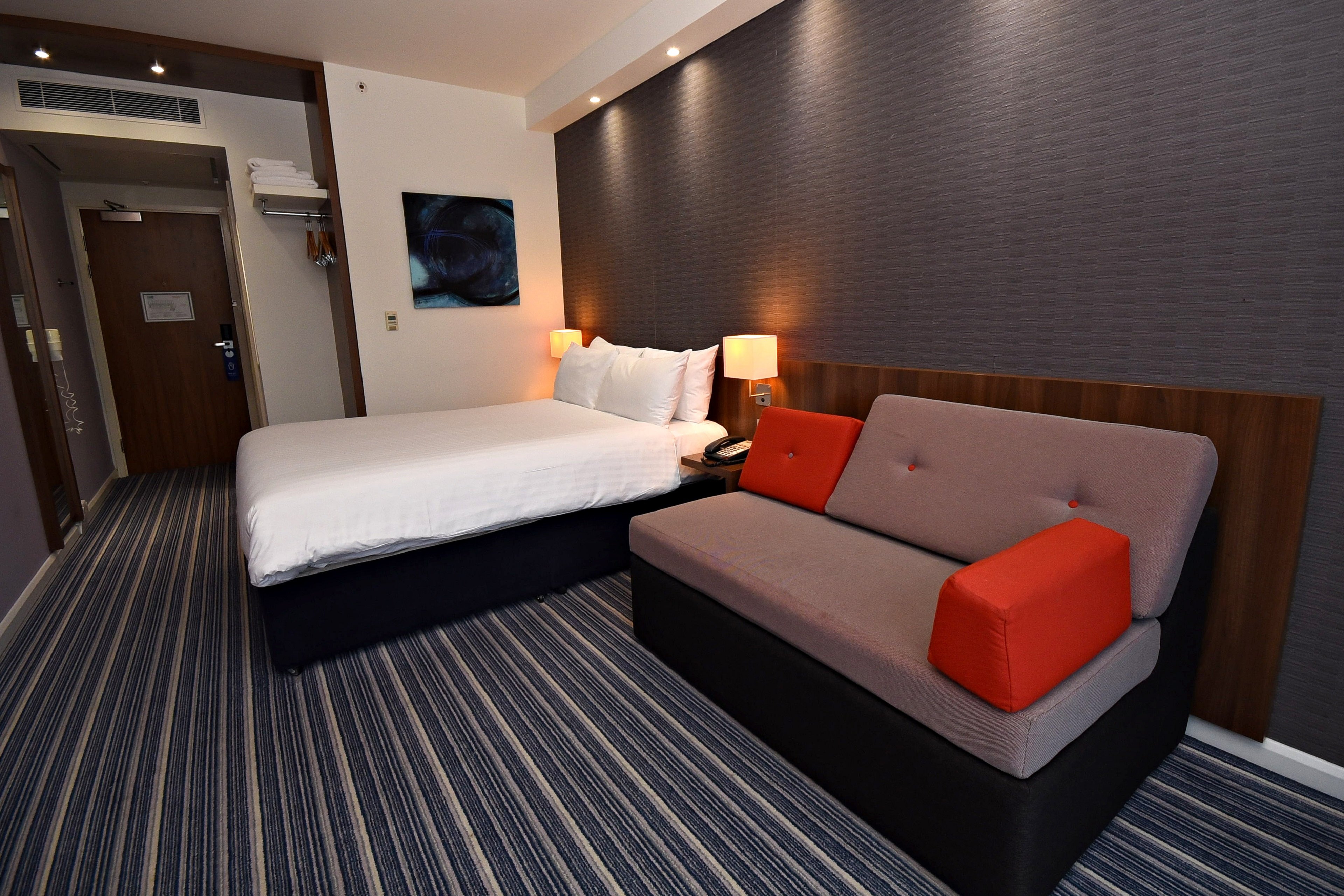 holiday inn express manchester city centre arena by ihg