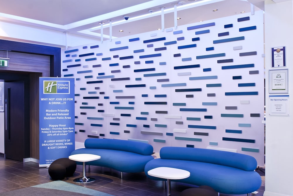 holiday inn express manchester city centre arena by ihg