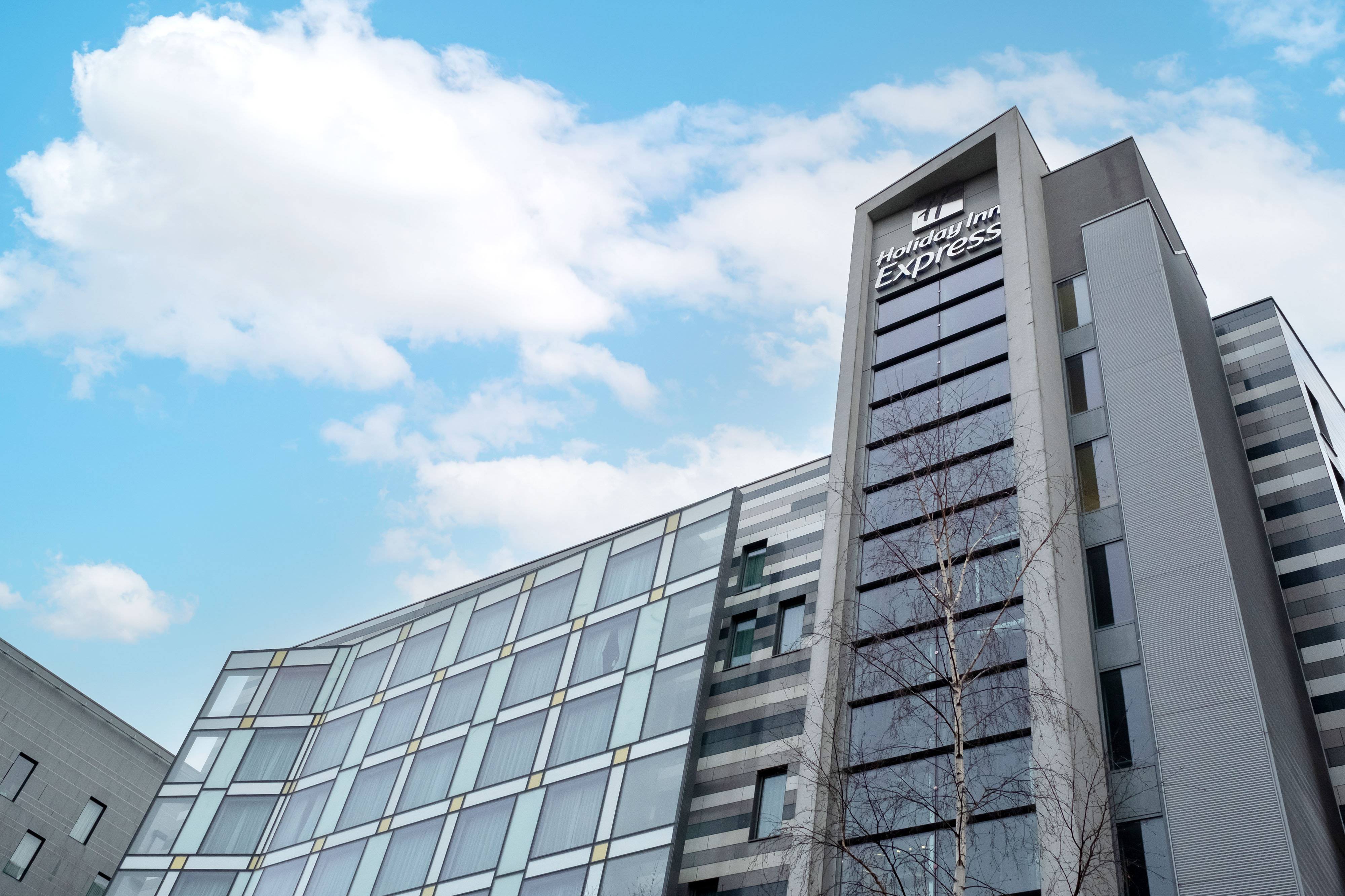 holiday inn express manchester city centre arena by ihg