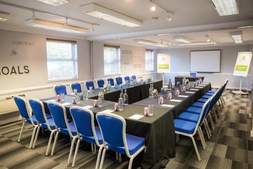 holiday inn manchester west by ihg