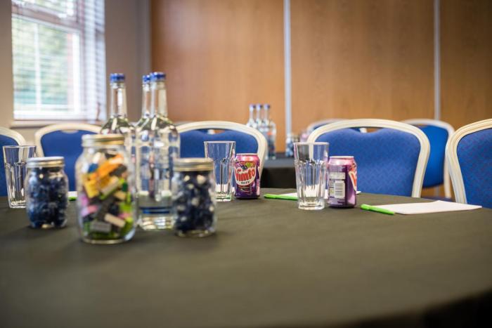 holiday inn manchester west by ihg