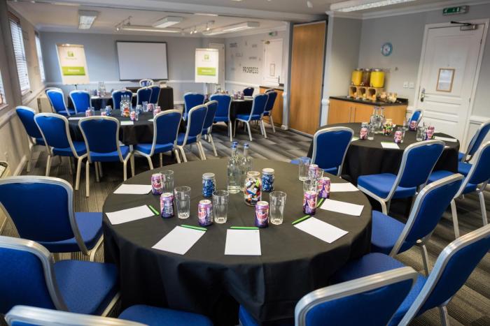 holiday inn manchester west by ihg