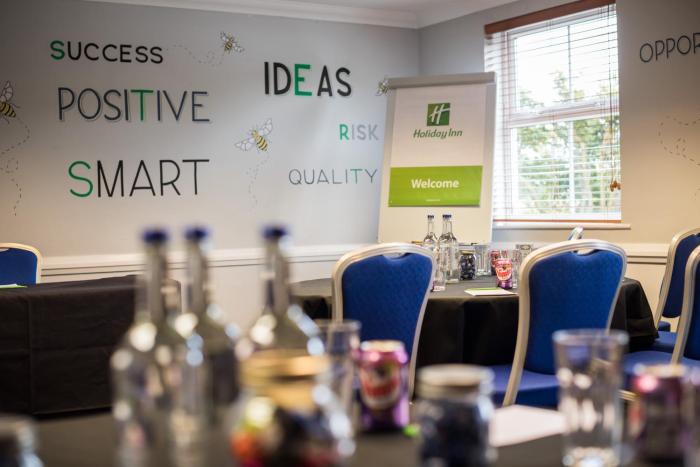 holiday inn manchester west by ihg