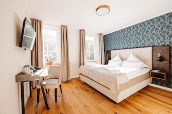 schlosshotel brilon wald hostel